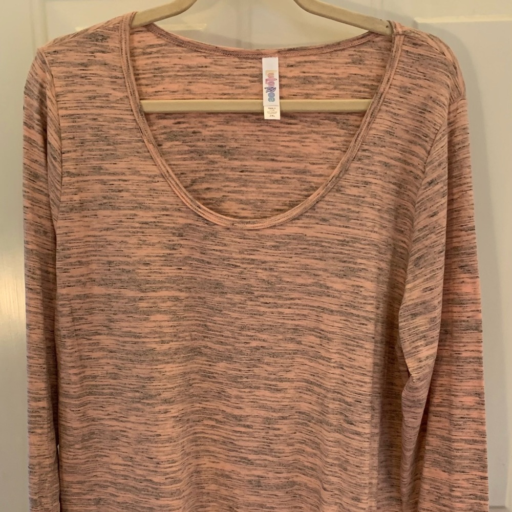 Ladies NWT LuLaRoe Lynnae - Size 2XL